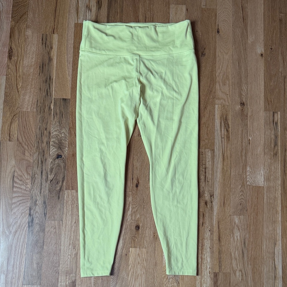 All in Motion Light Yellow Gym Leggings